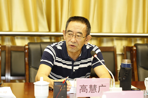 自治區(qū)社科聯(lián)黨組書(shū)記、主席高慧廣在包頭調(diào)研